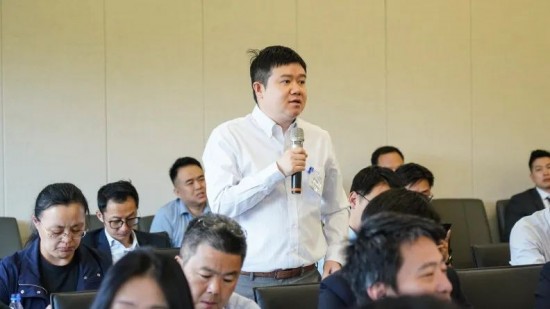 云图片